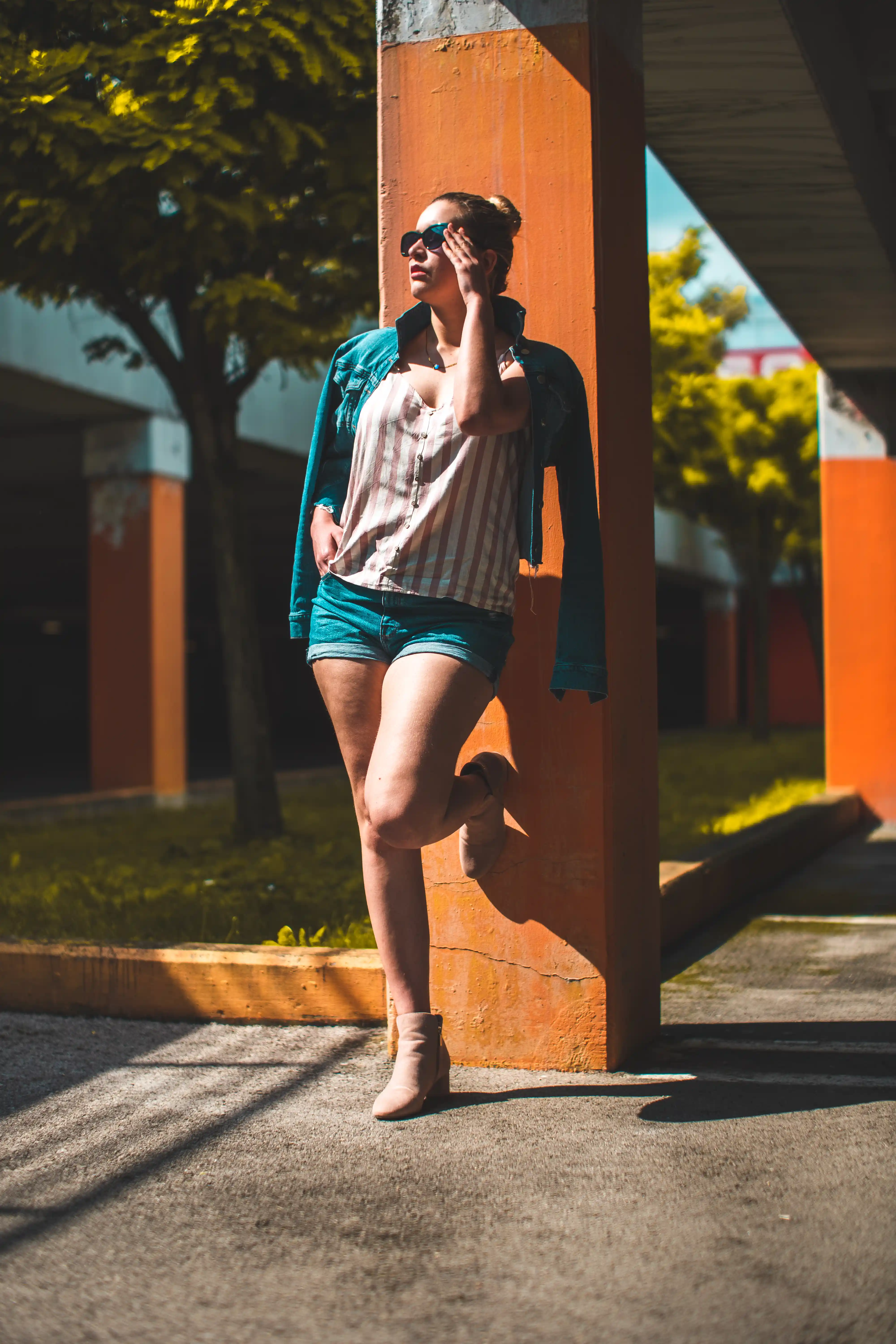 Viktorija - Retro Portrait (Teal & Orange)